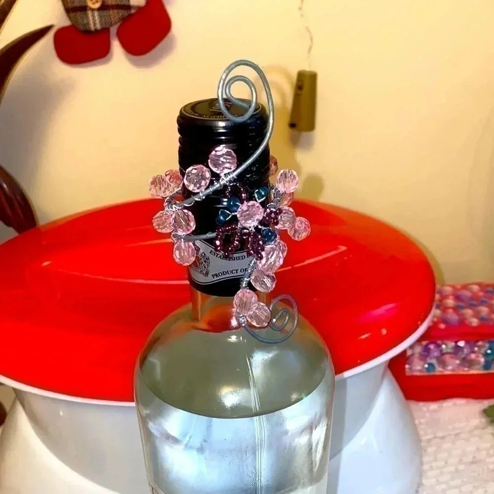 🏵️ Beautiful Handmade Decor for Bottle of Wine 🍷 or anything else 🏵️